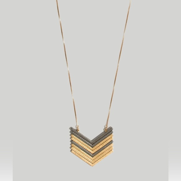 Madewell Arrowstack Necklace in Vintage Gold - Picture 1 of 3